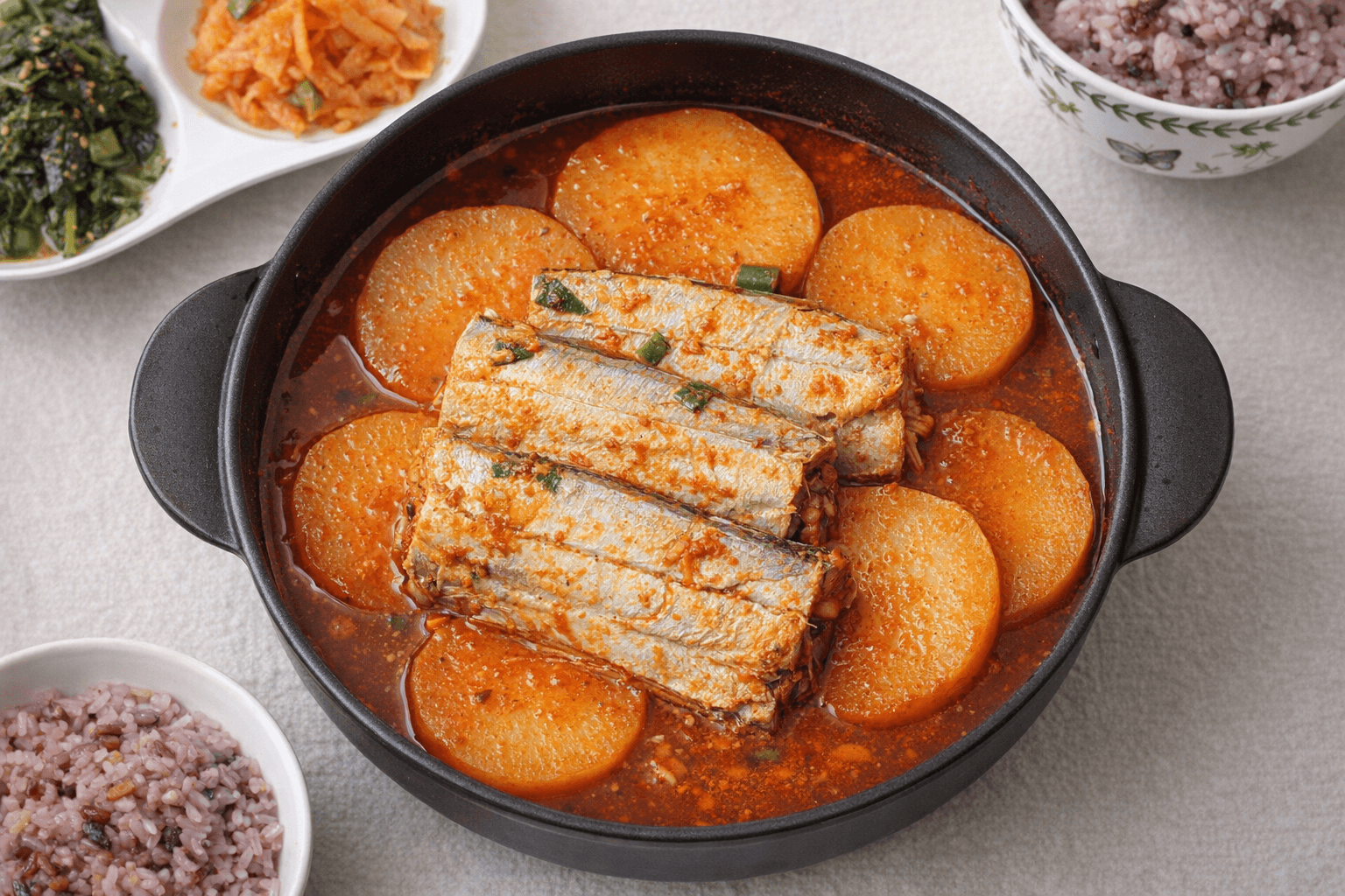 [Secret Golden Recipe] Ultimate Spicy Braised Hairtail (Galchi-jorim): Bring the Famous Namdaemun Market Taste to Your Kitchen!