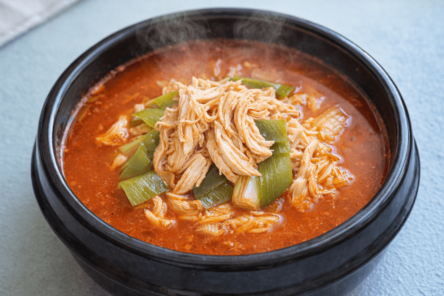 얼큰한 닭가슴살 닭개장 한 그릇