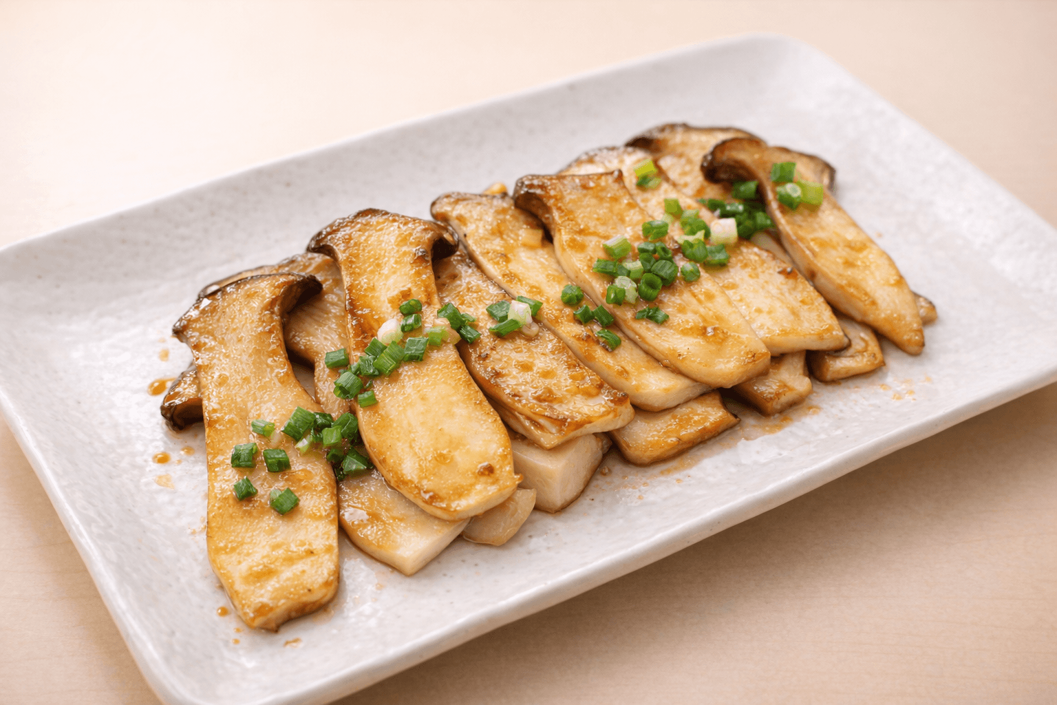 고기보다 더 맛있는 쫄깃함! 15분 완성 단짠단짠 마약 새송이버섯구이 황금 레시피