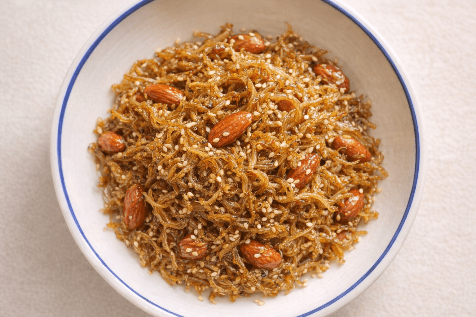 ご飯が止まらない！失敗知らずの甘じょっぱいアーモンドじゃこ炒め黄金レシピ