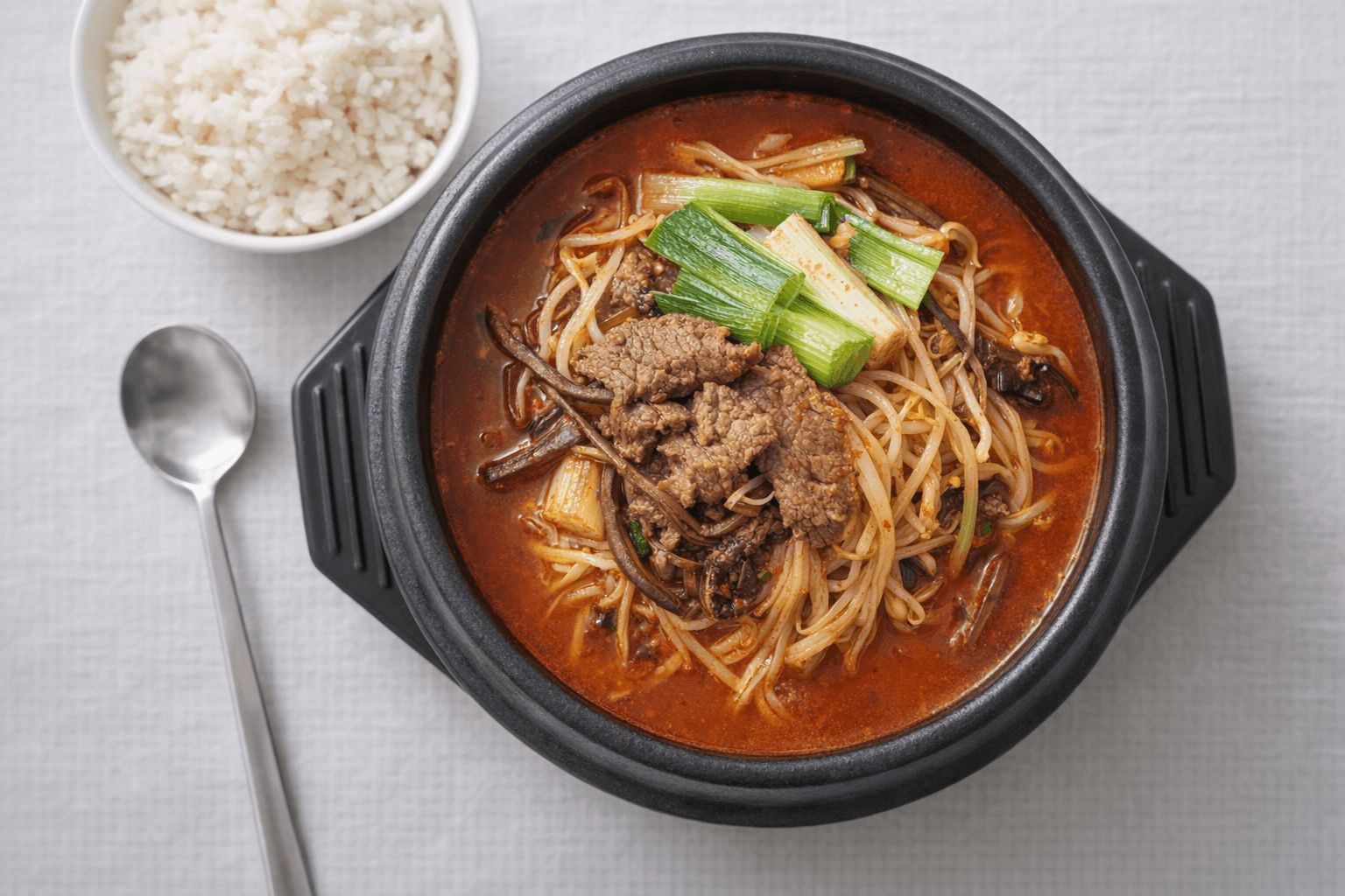 얼큰한 초간단 육개장 한 그릇