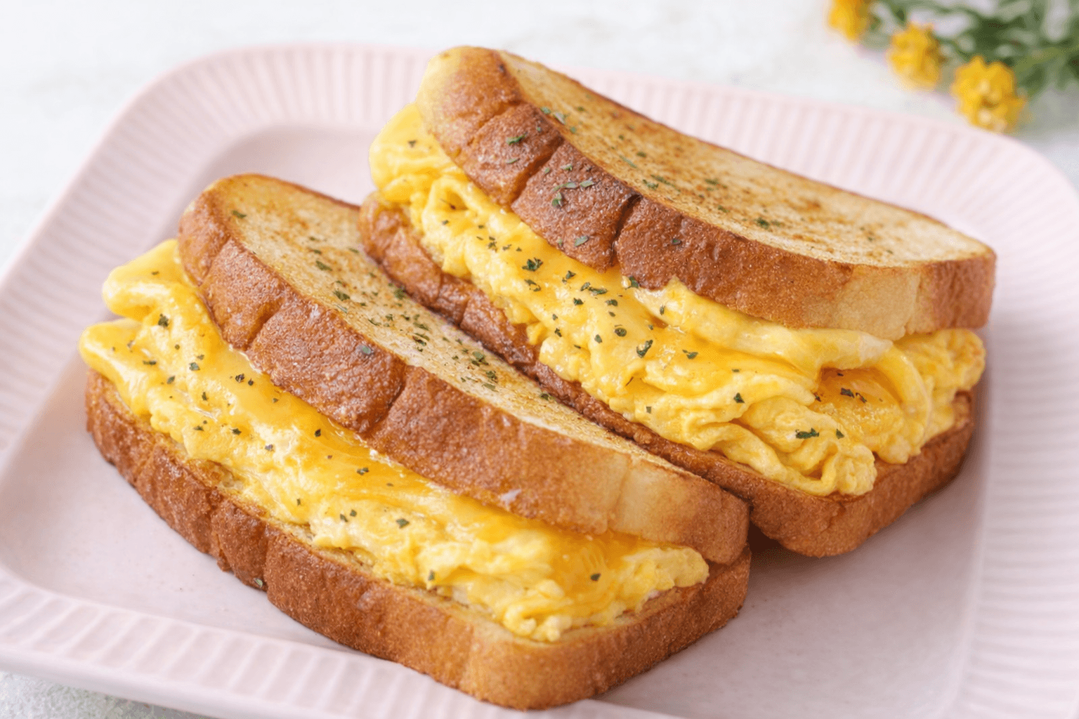 【ワンパン5分】韓国で大バズり！ペク・ジョンウォンの絶品卵チーズトーストの作り方