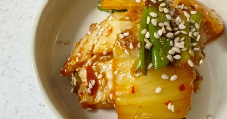 Quick stir-fried kimchi: detailed home-cooking guide